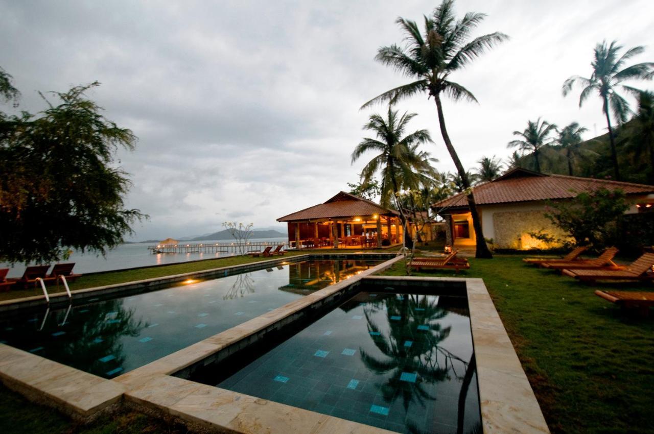 Resort Cocotinos Sekotong Lombok 4*