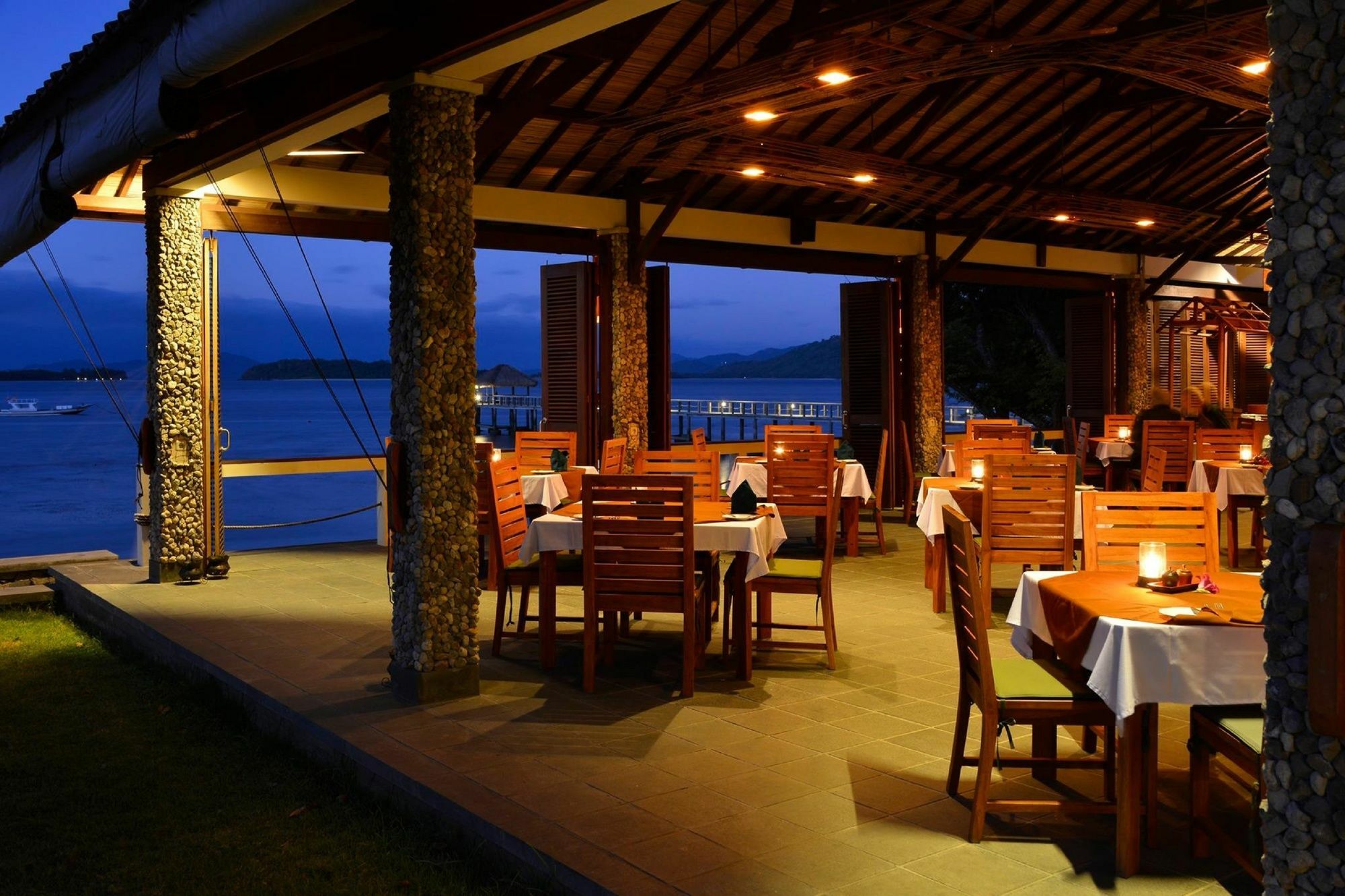 Cocotinos Sekotong Lombok Resort Sekotong Barat