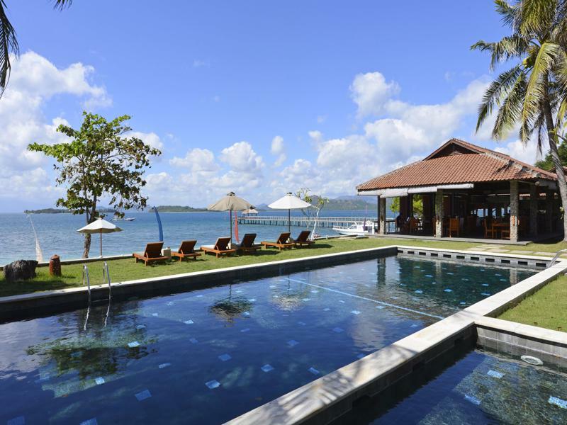 Resort Cocotinos Sekotong Lombok 4*